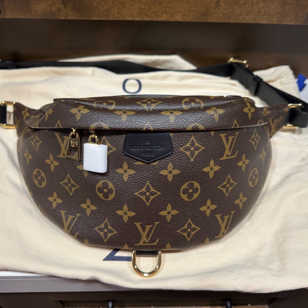 Louis Vuitton OG Bumbag Limited World Tour Edition